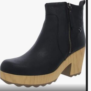 Dr Scholls (Evereve) platform block heel boots